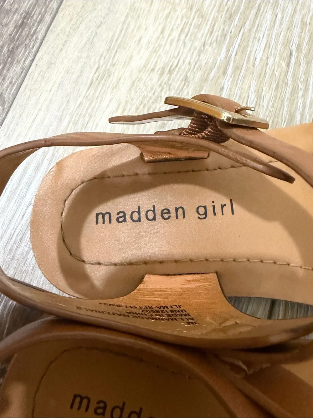 Madden Girl classic two